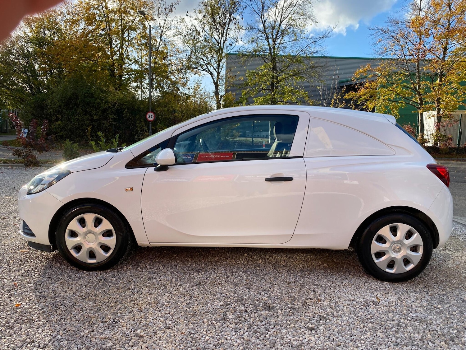Used Vauxhall Corsa 2016 for sale - 78046968: Photo 12