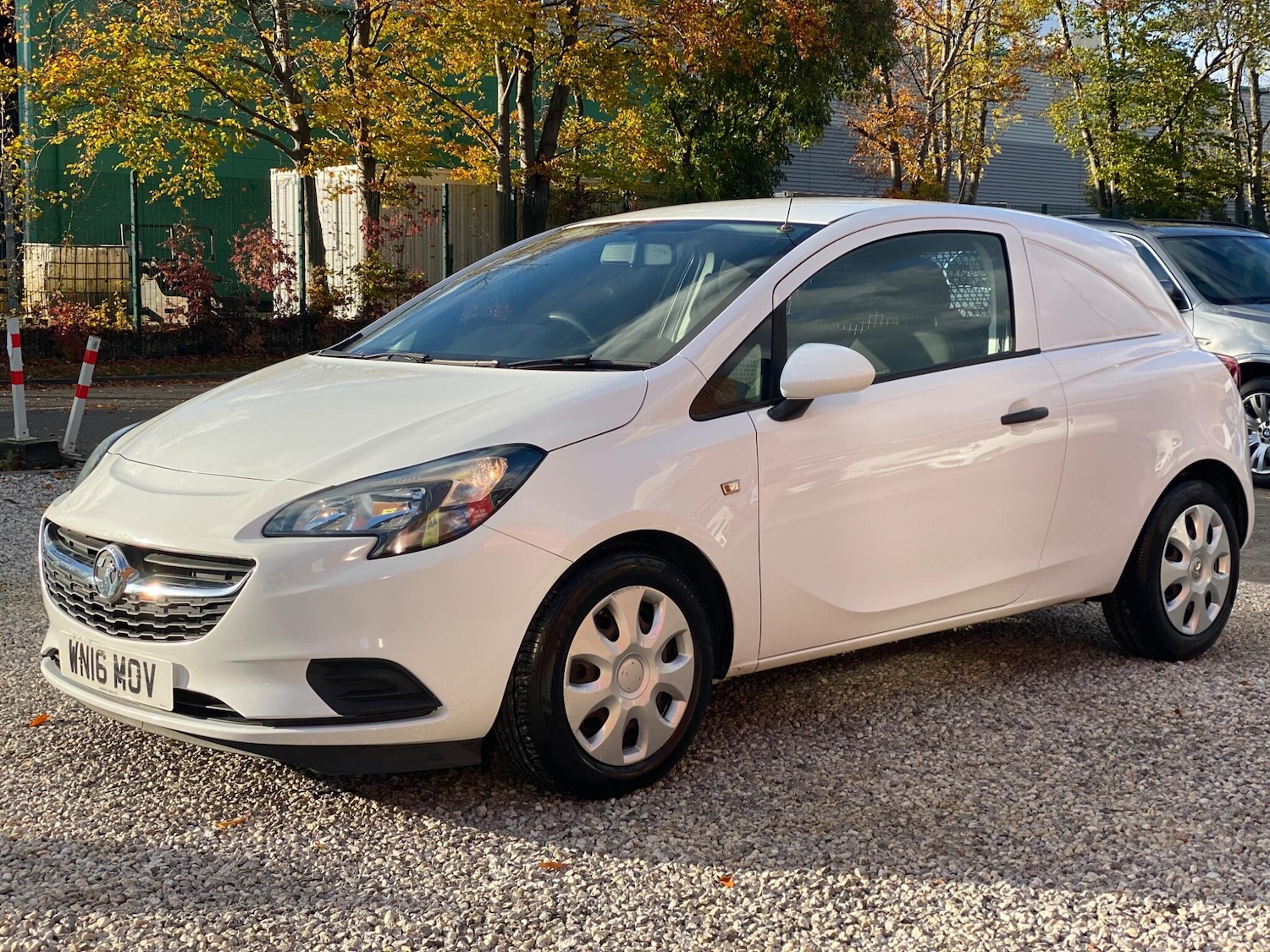 Used Vauxhall Corsa 2016 for sale - 78046968: Photo 3