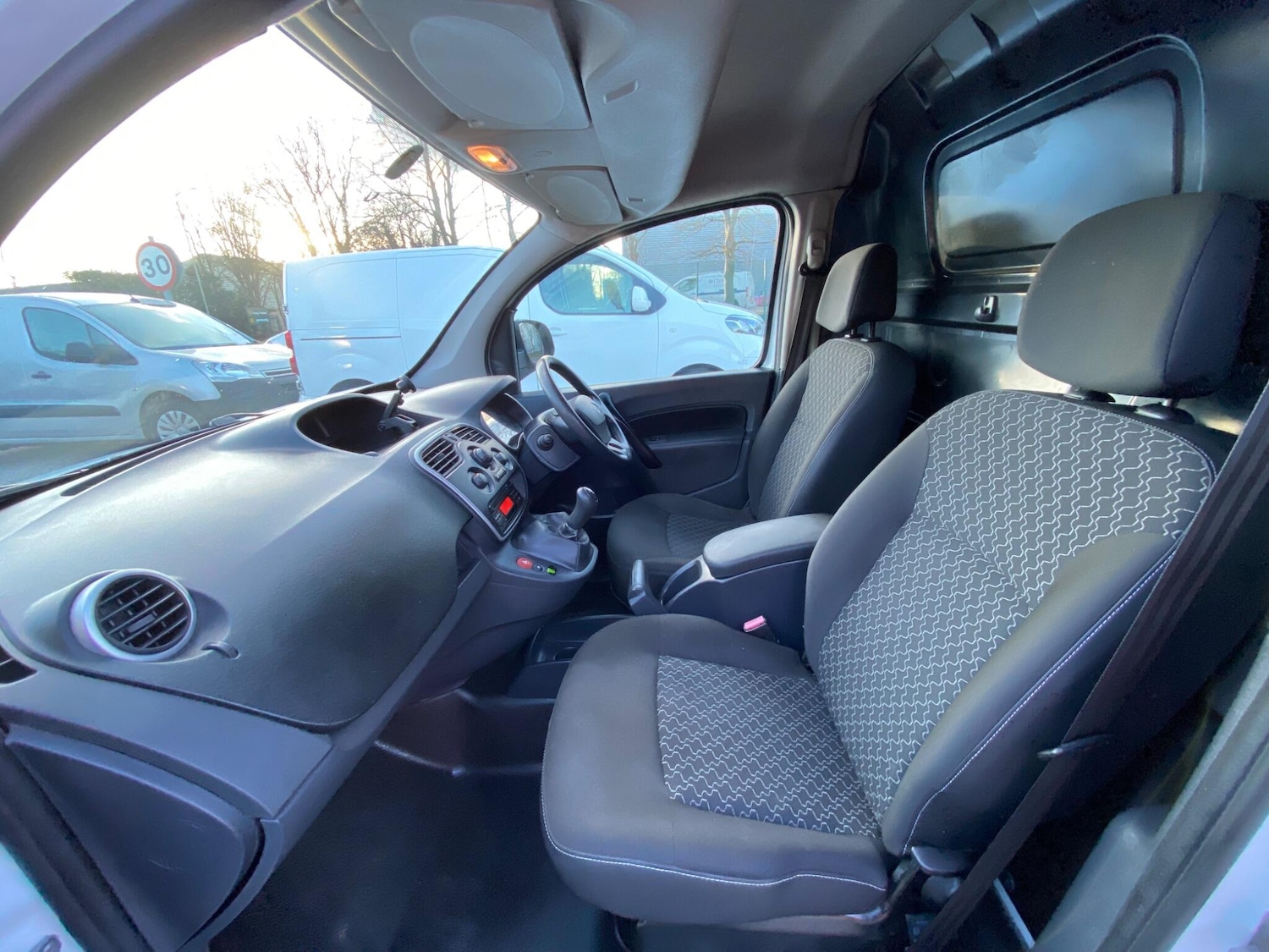 Used Renault Kangoo 2016 for sale - 77425330: Photo 14