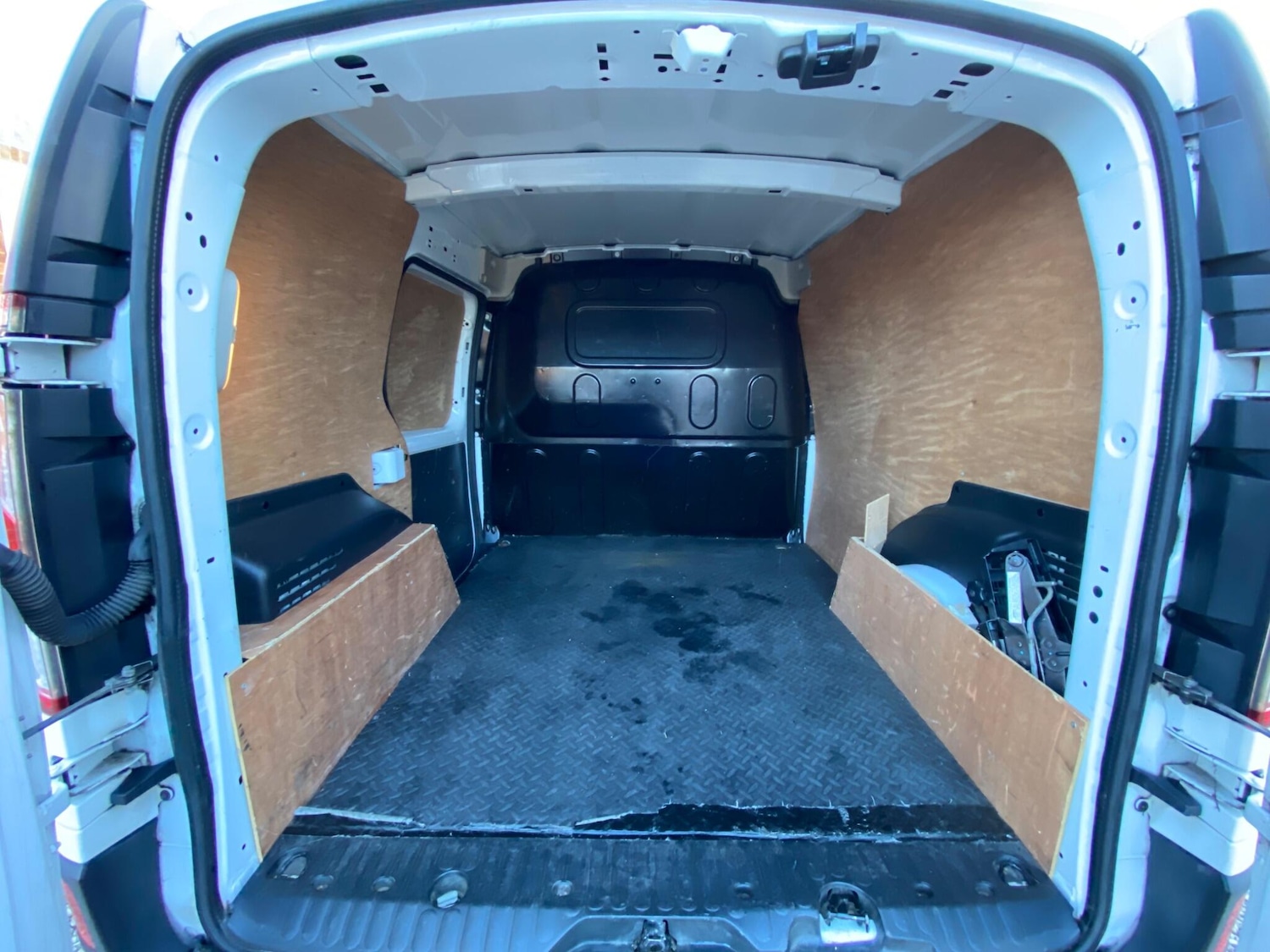 Used Renault Kangoo 2016 for sale - 77425330: Photo 16