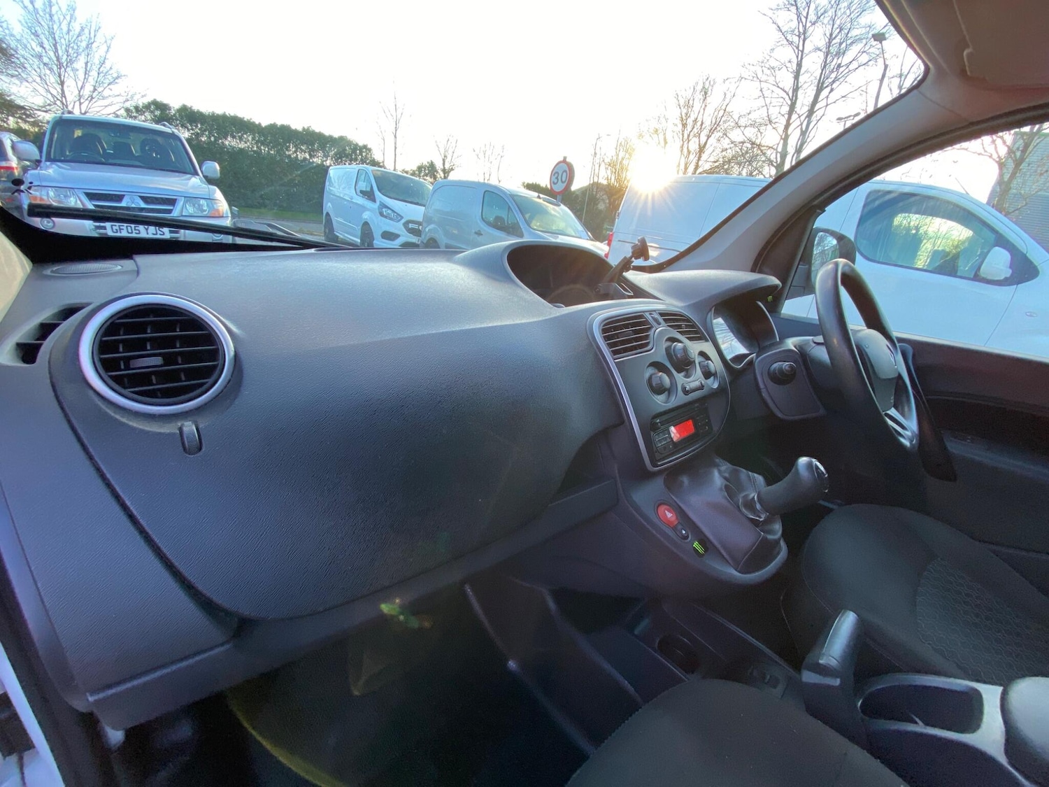 Used Renault Kangoo 2016 for sale - 77425330: Photo 17