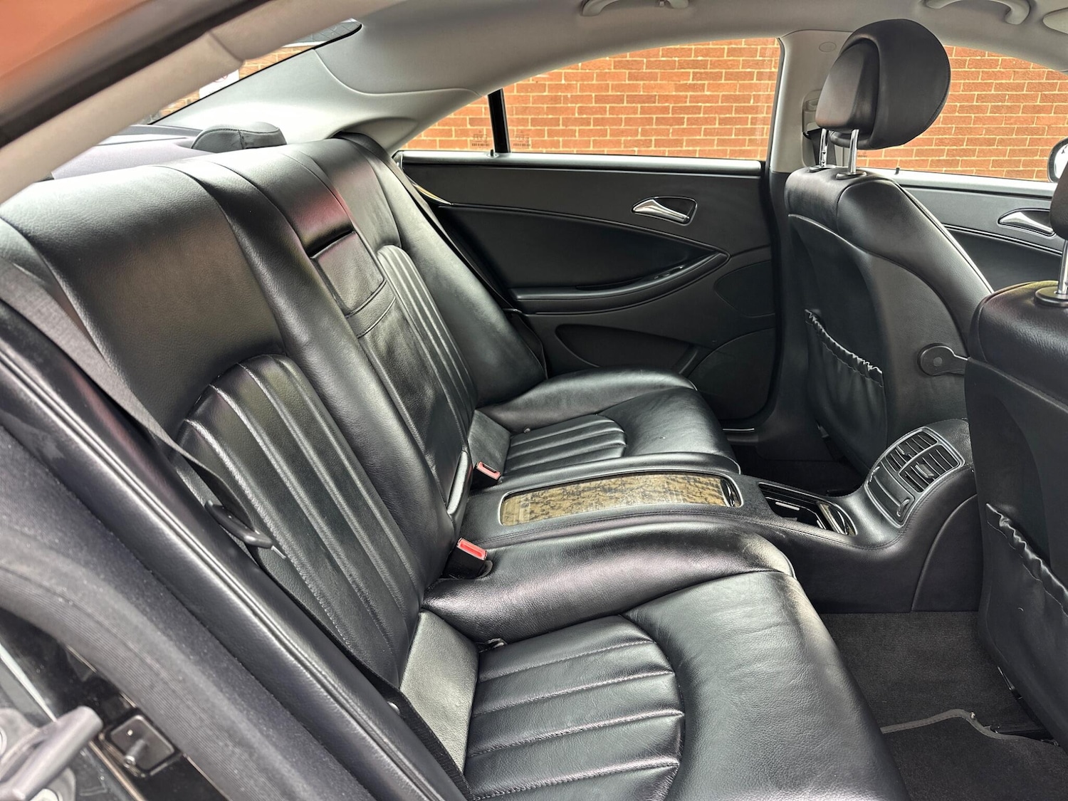 Used Mercedes-Benz CLS 2010 for sale - 76153126: Photo 10