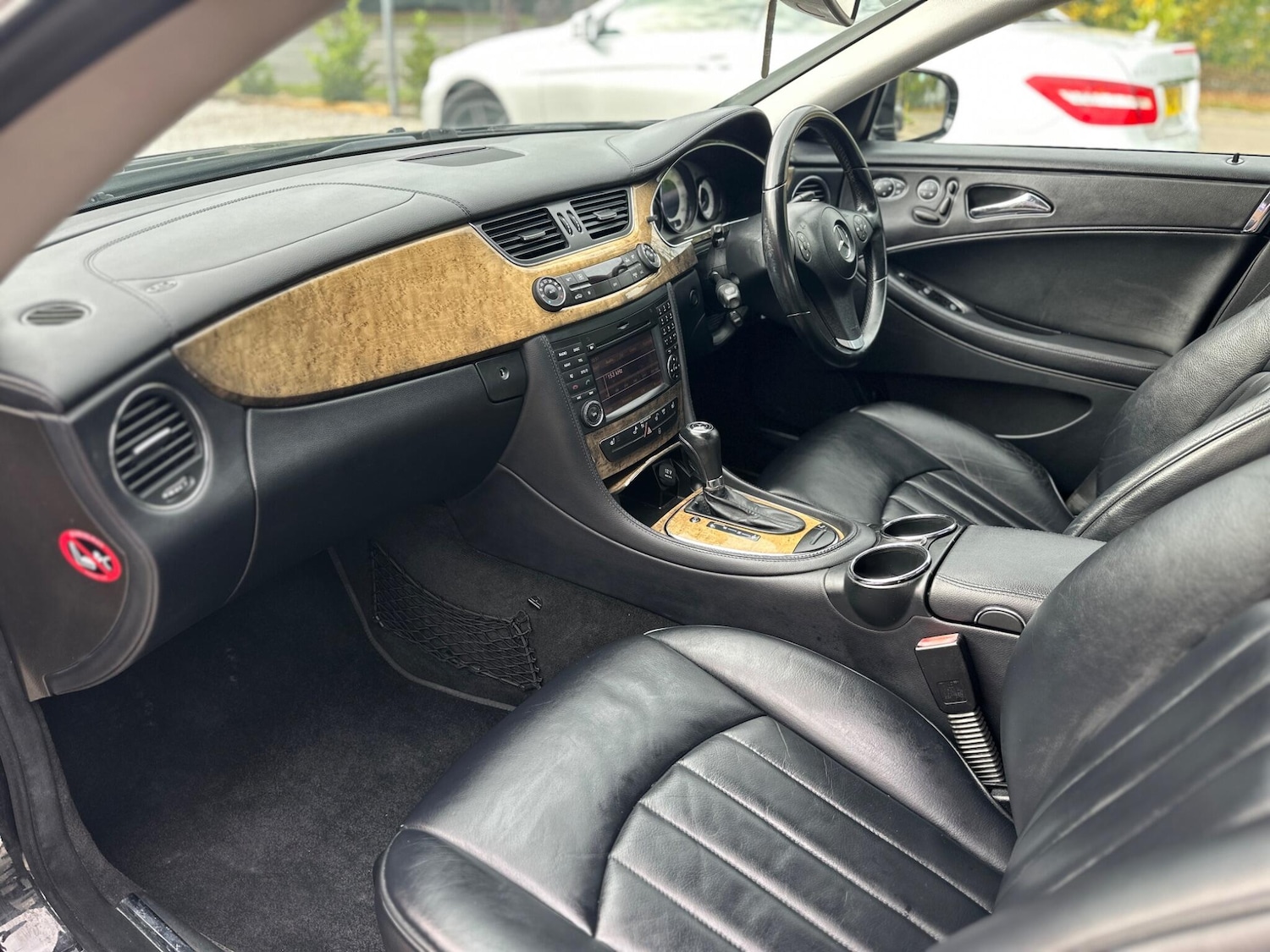 Used Mercedes-Benz CLS 2010 for sale - 76153126: Photo 8