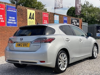 Used Lexus CT 2019 for sale - 78528536: Photo