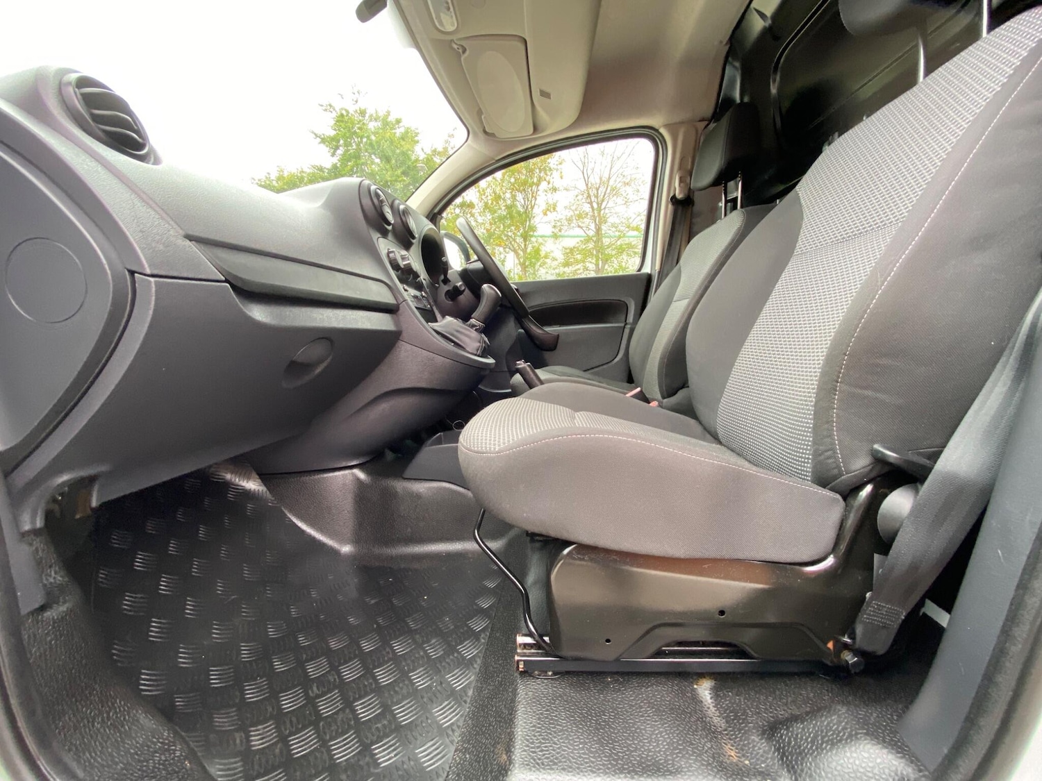 Used Mercedes-Benz Citan 2017 for sale - 75809196: Photo 17