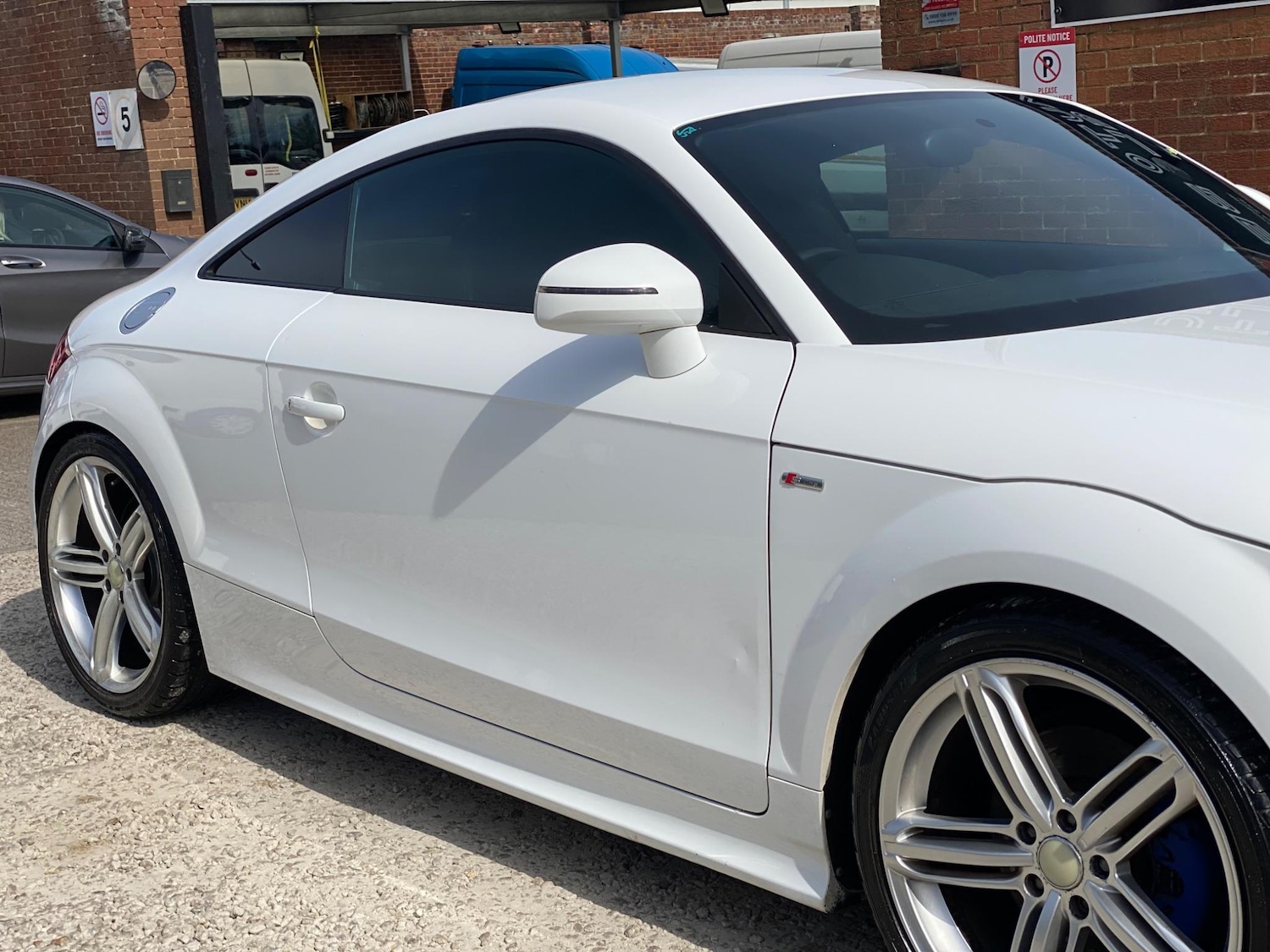 Used Audi TT 2011 for sale - 76199980: Photo 17
