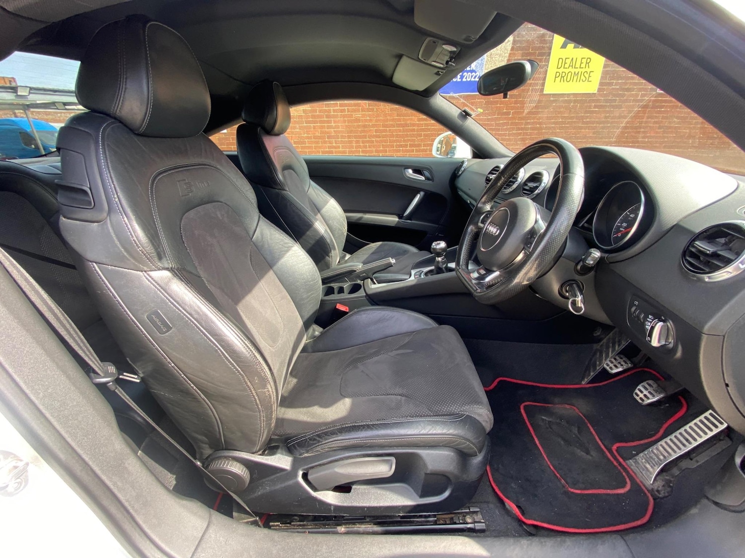 Used Audi TT 2011 for sale - 76199980: Photo 30