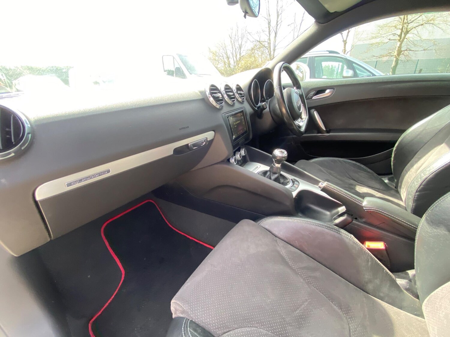 Used Audi TT 2011 for sale - 76199980: Photo 40