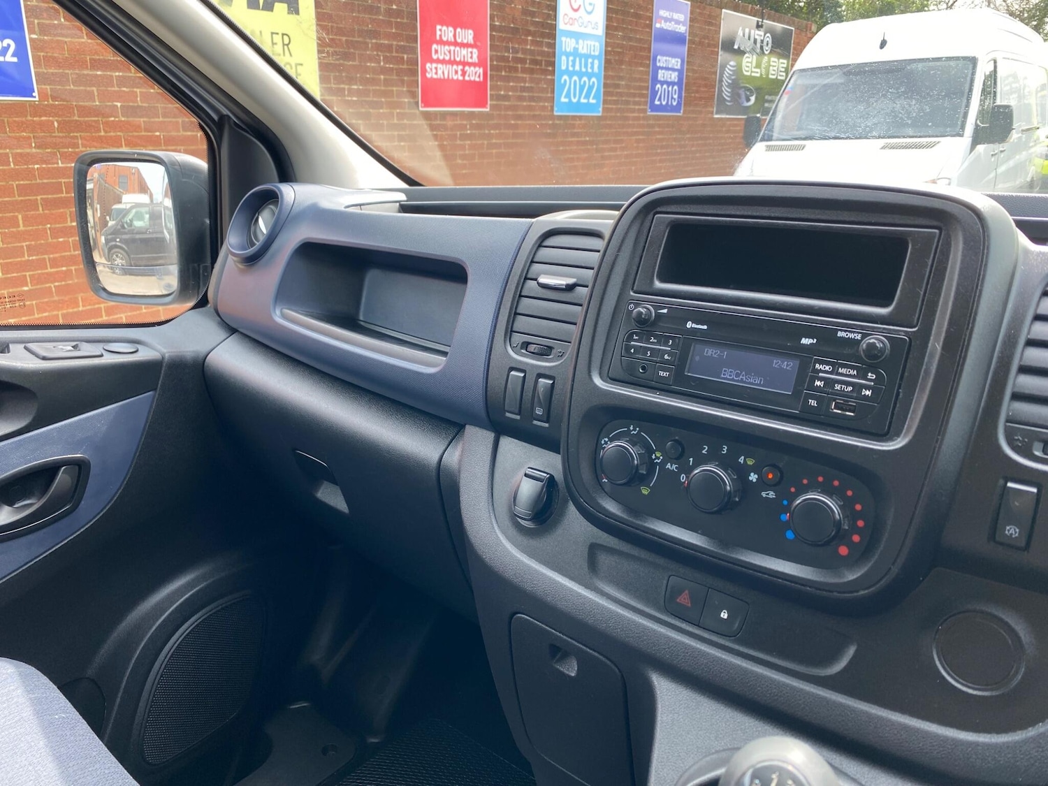 Used Vauxhall Vivaro 2018 for sale - 78171296: Photo 12
