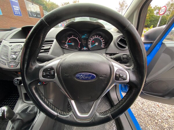 Used Ford Fiesta Van 2017 for sale - 76189612: Photo 16