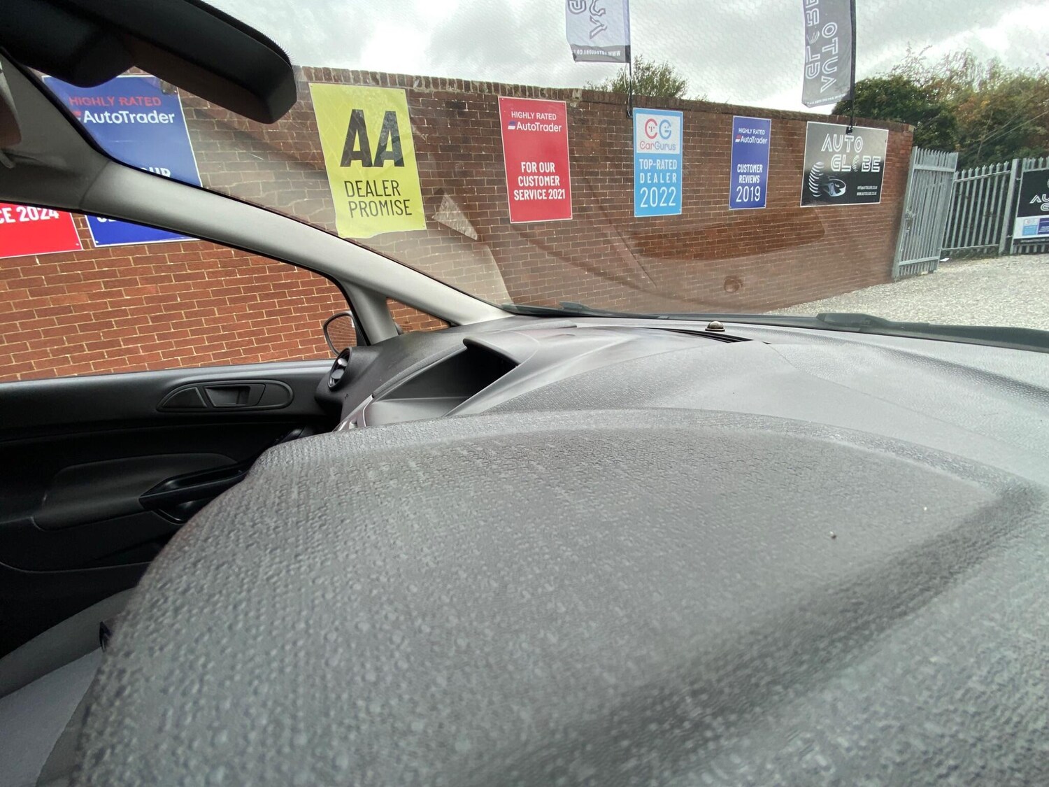 Used Ford Fiesta Van 2017 for sale - 76189612: Photo 19