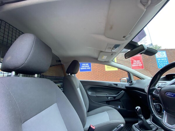 Used Ford Fiesta Van 2017 for sale - 76189612: Photo 23