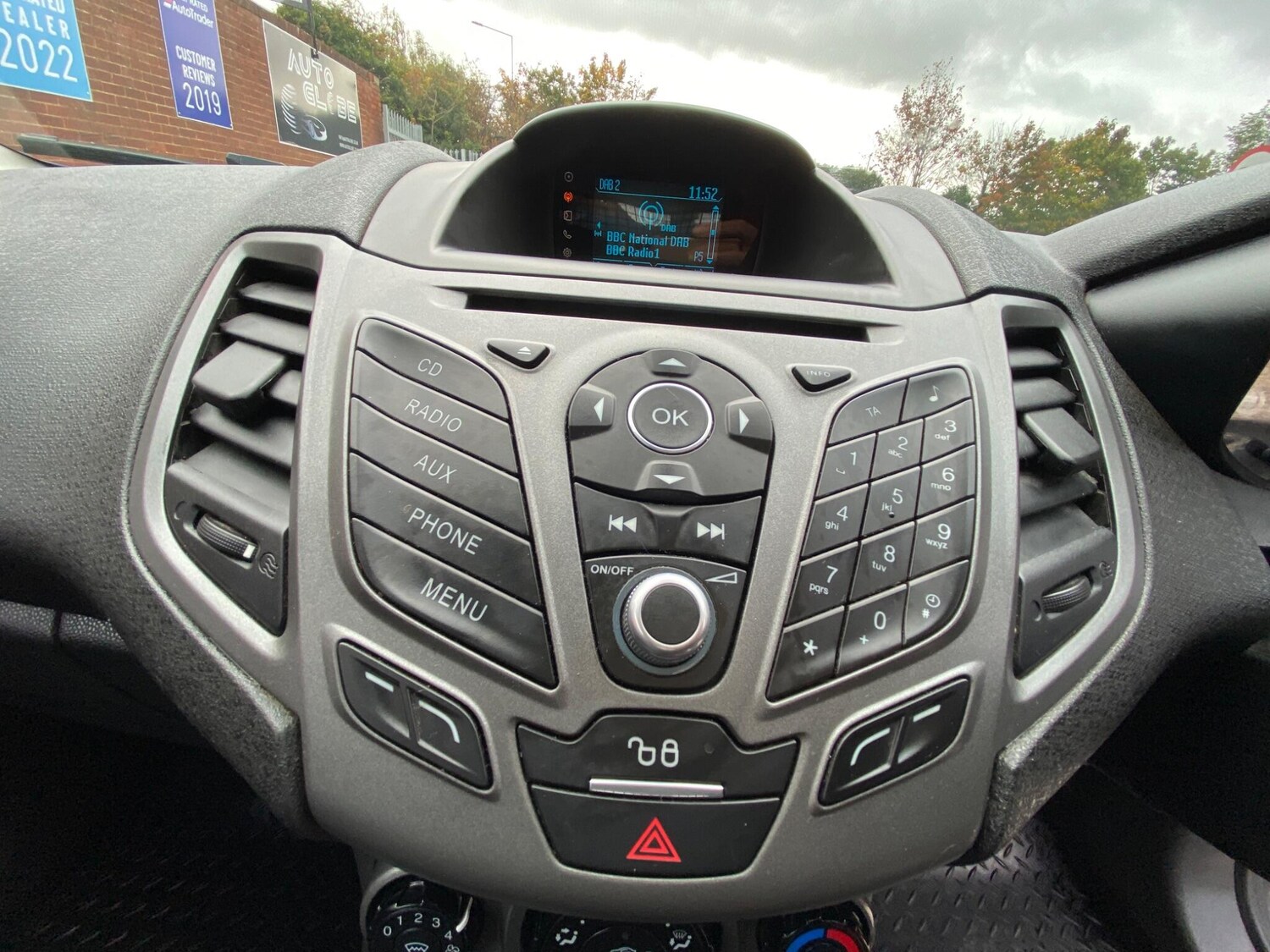 Used Ford Fiesta Van 2017 for sale - 76189612: Photo 40