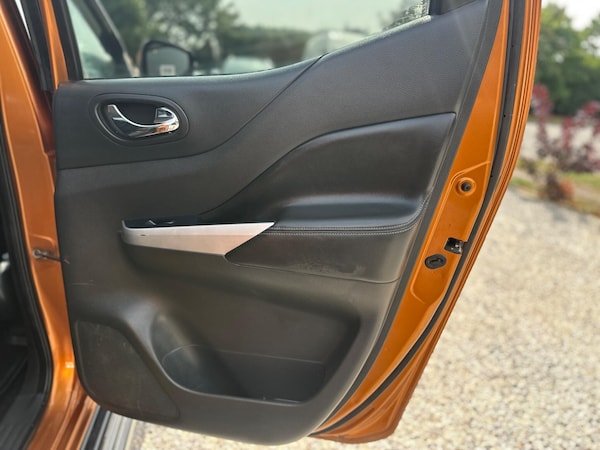 Used Nissan Navara 2020 for sale - 75564304: Photo 33