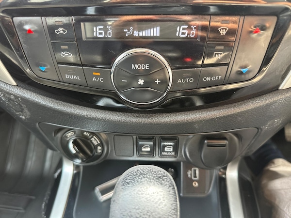 Used Nissan Navara 2020 for sale - 75564304: Photo 43