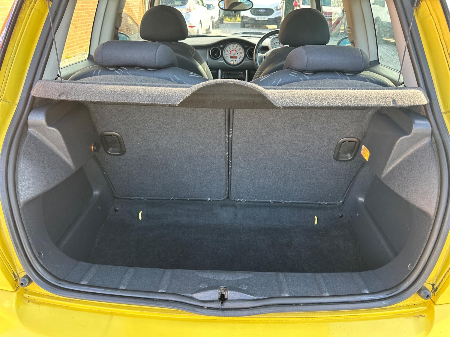 Used MINI Hatch 2004 for sale - 76270603: Photo 11