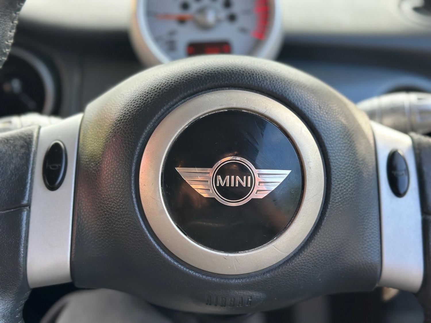 Used MINI Hatch 2004 for sale - 76270603: Photo 40