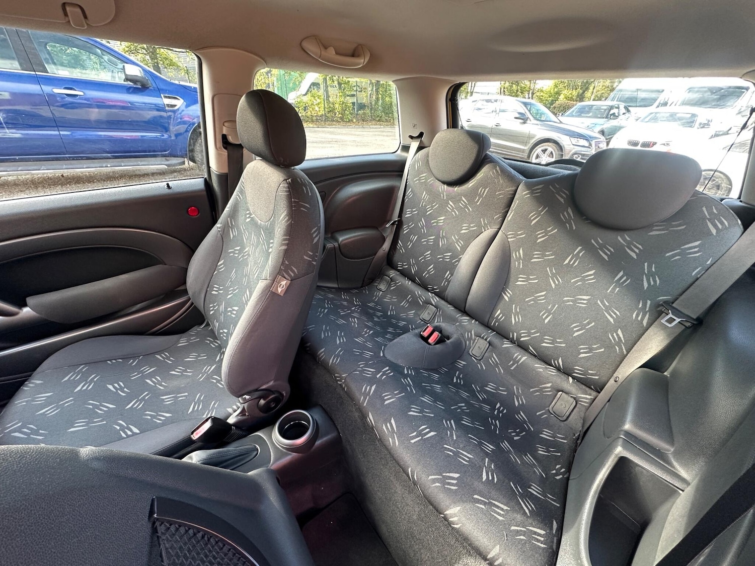 Used MINI Hatch 2004 for sale - 76270603: Photo 9