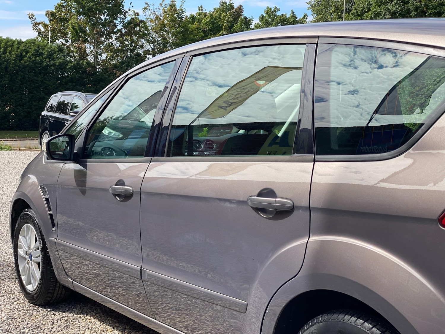 Used Ford S-Max 2014 for sale - 76388994: Photo 18