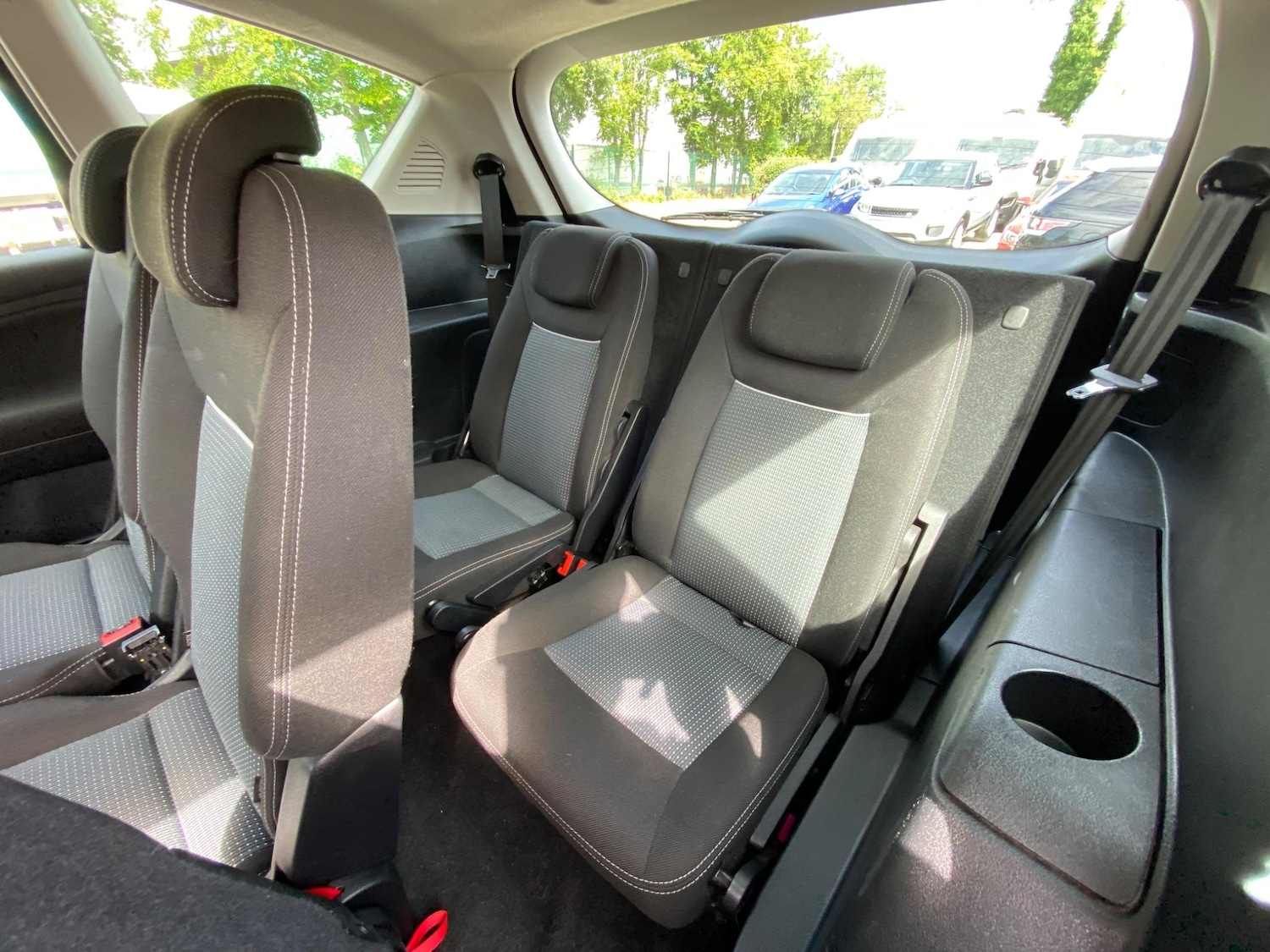 Used Ford S-Max 2014 for sale - 76388994: Photo 37