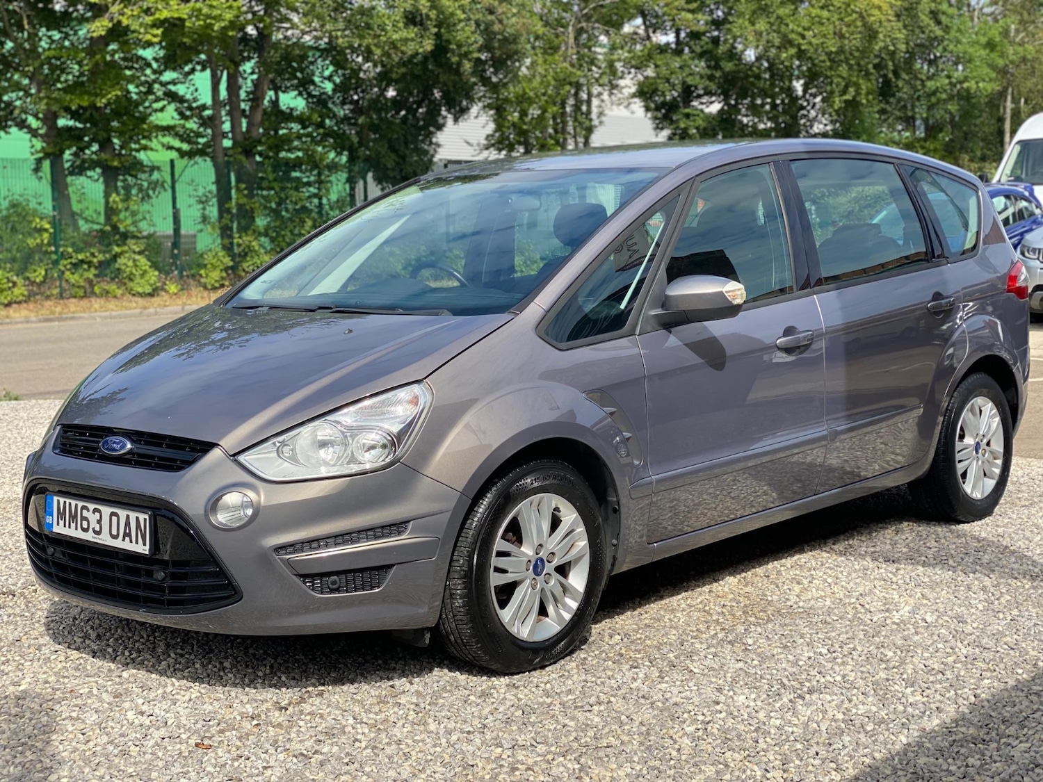 Used Ford S-Max 2014 for sale - 76388994: Photo 4