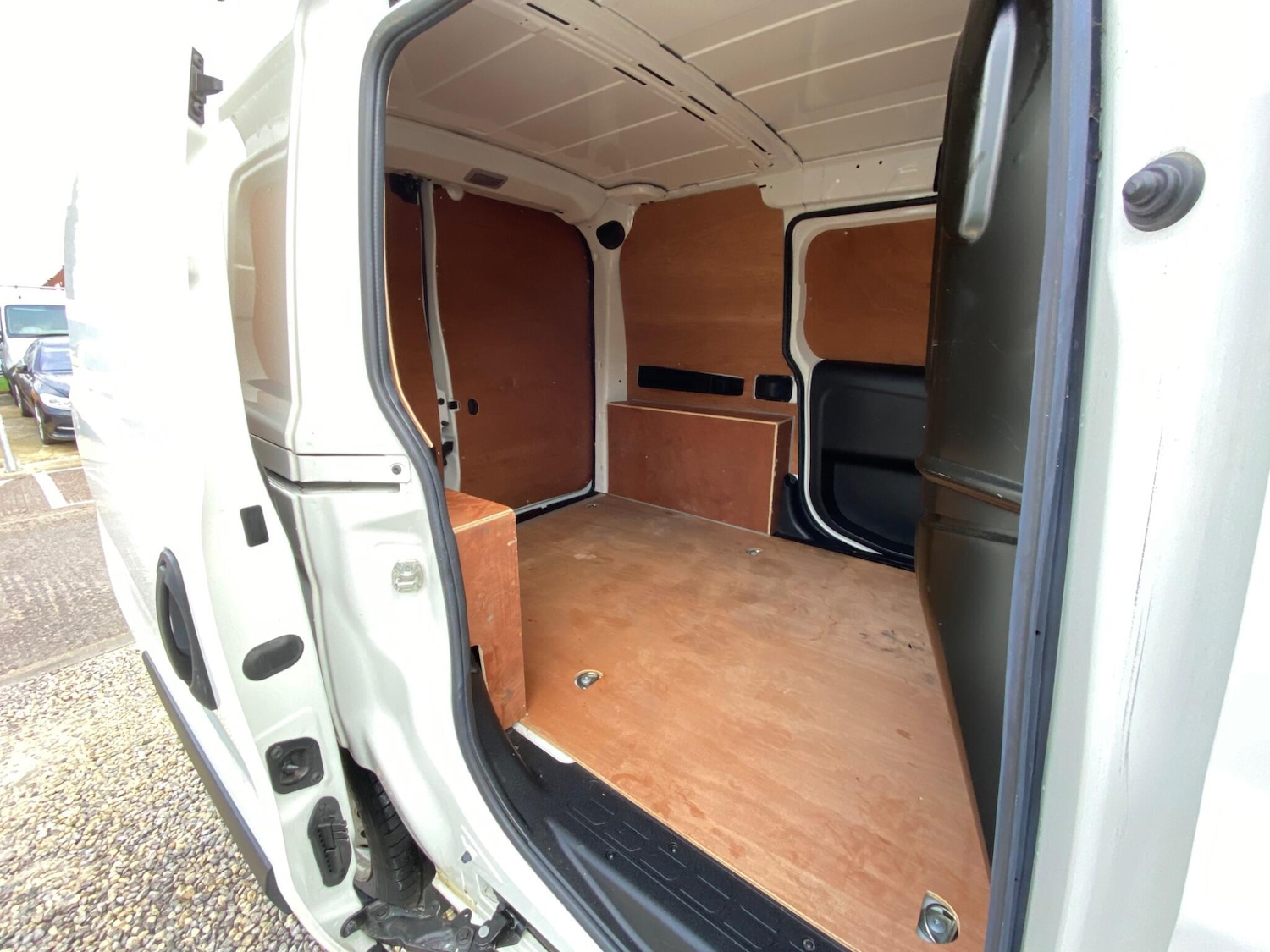 Used Vauxhall Combo 2018 for sale - 76990651: Photo 41