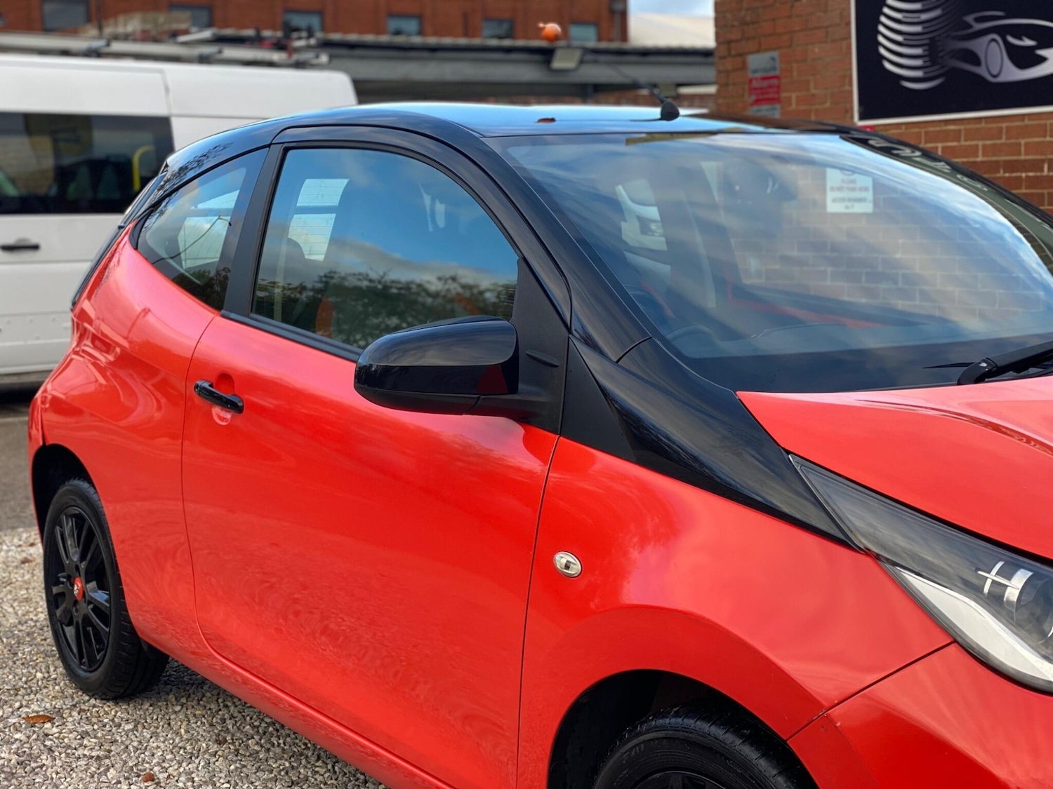 Used Toyota AYGO 2015 for sale - 78047496: Photo 47