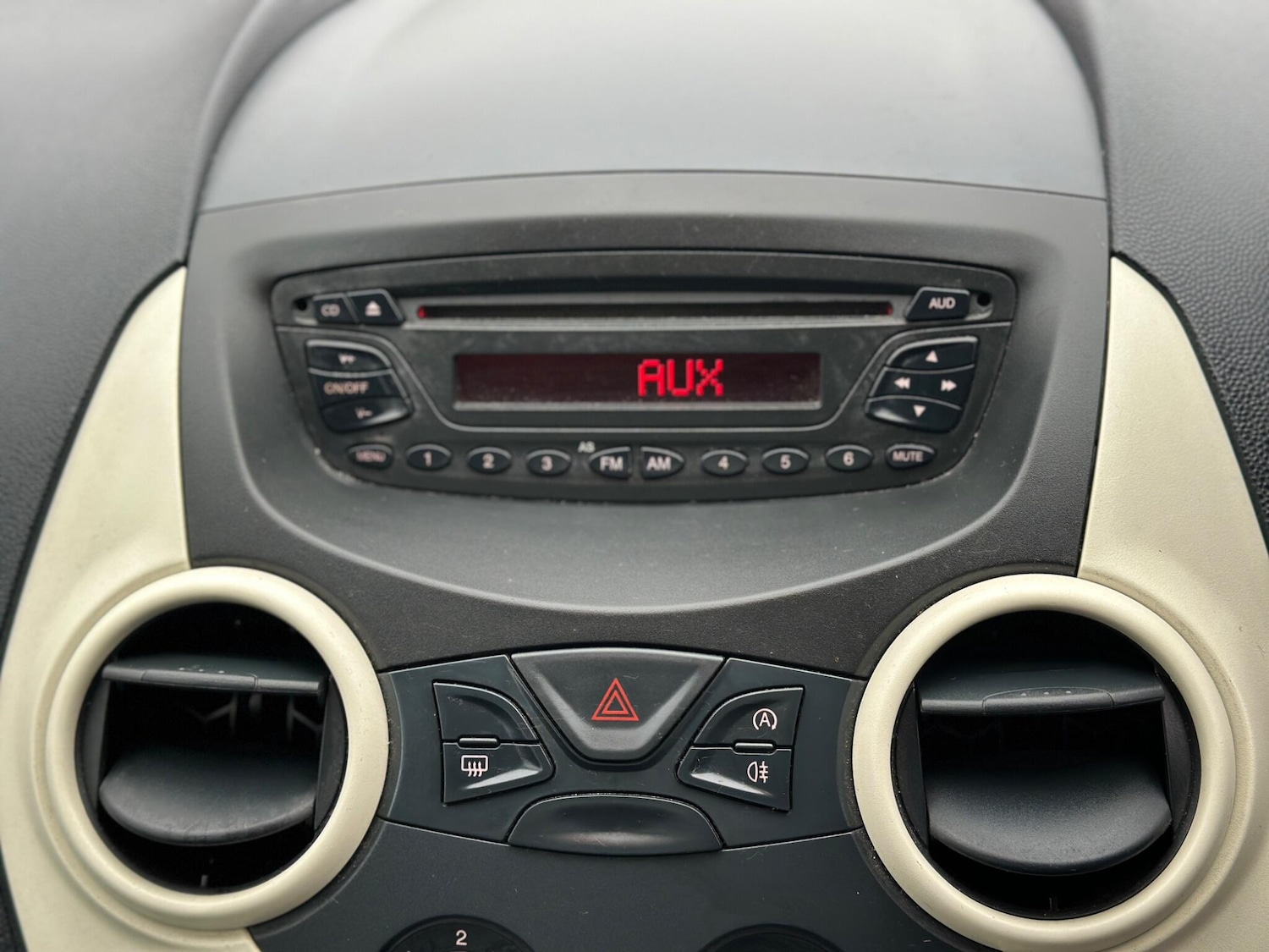 Used Ford Ka for sale - 77425425: Photo 35