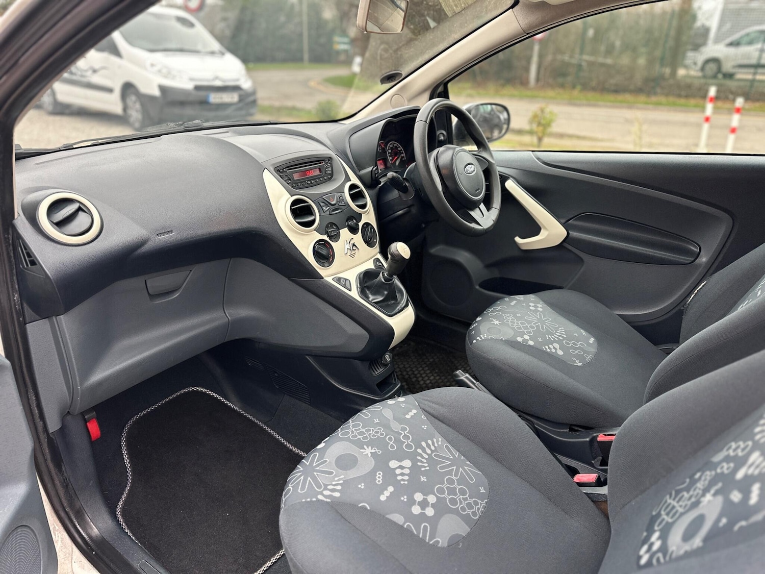 Used Ford Ka for sale - 77425425: Photo 8