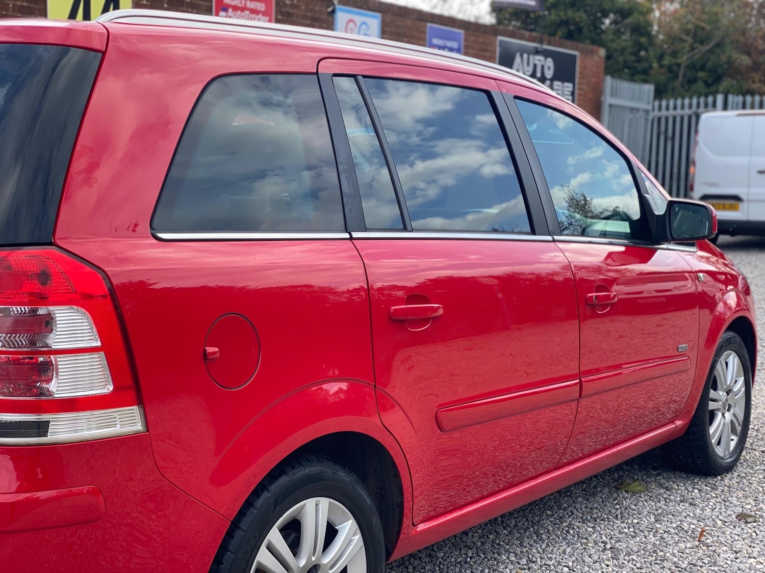 Used Vauxhall Zafira 2012 for sale - 76175284: Photo 17