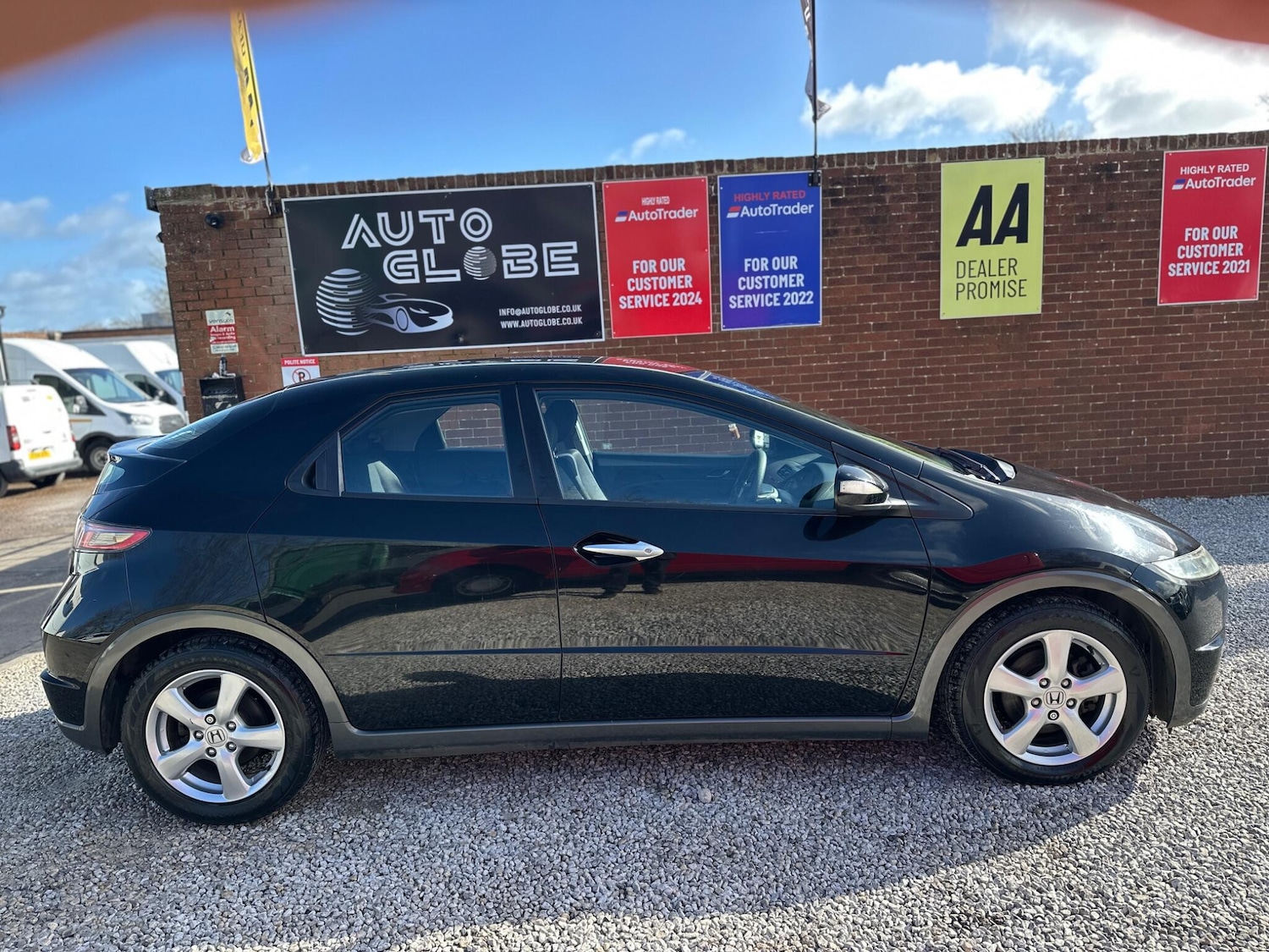 Used Honda Civic 2009 for sale - 77838860: Photo 19