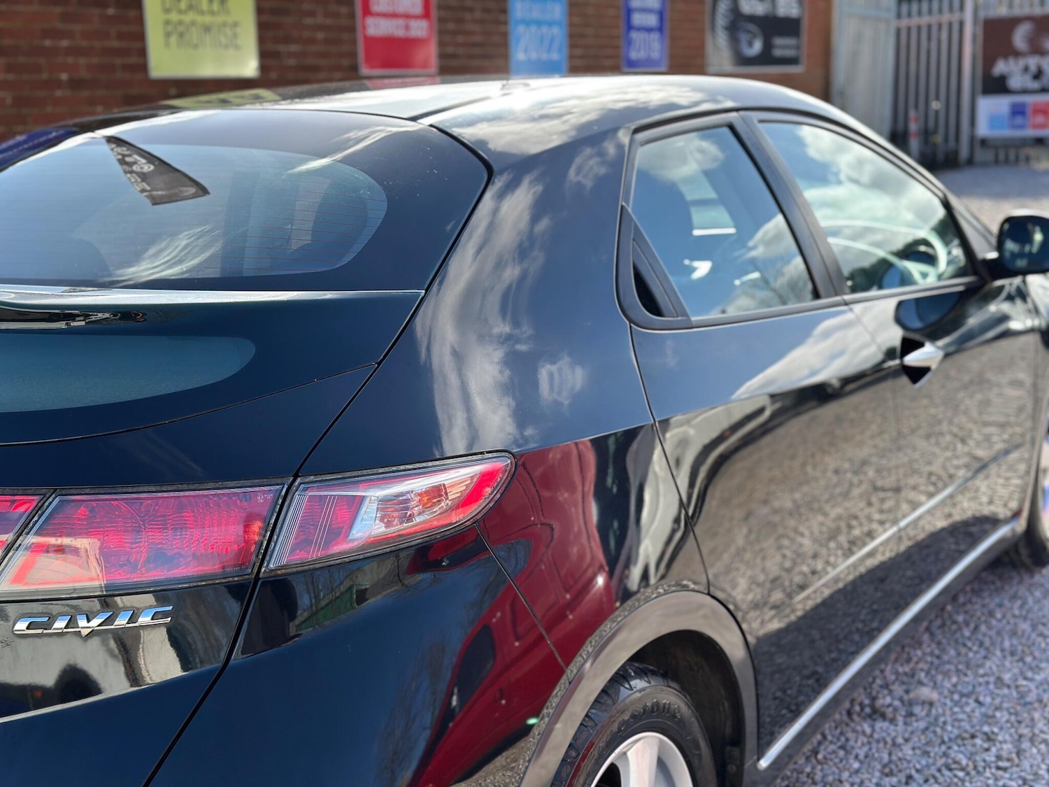 Used Honda Civic 2009 for sale - 77838860: Photo 23