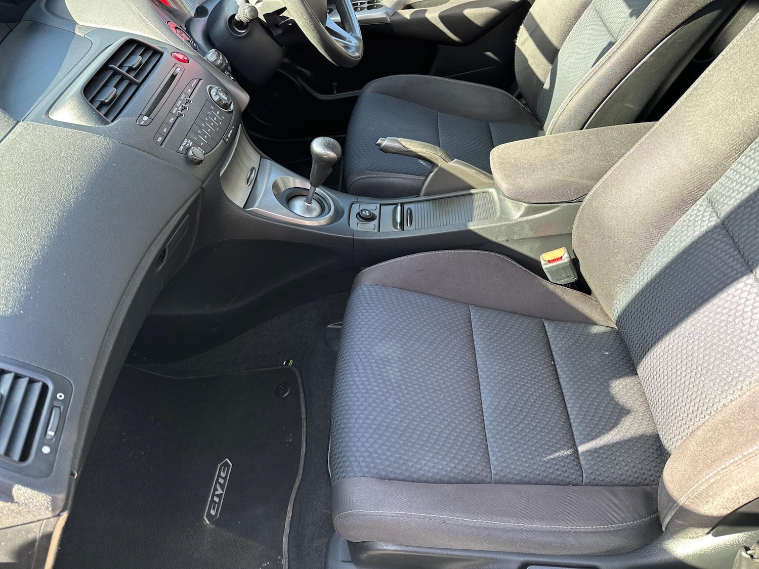 Used Honda Civic 2009 for sale - 77838860: Photo 40