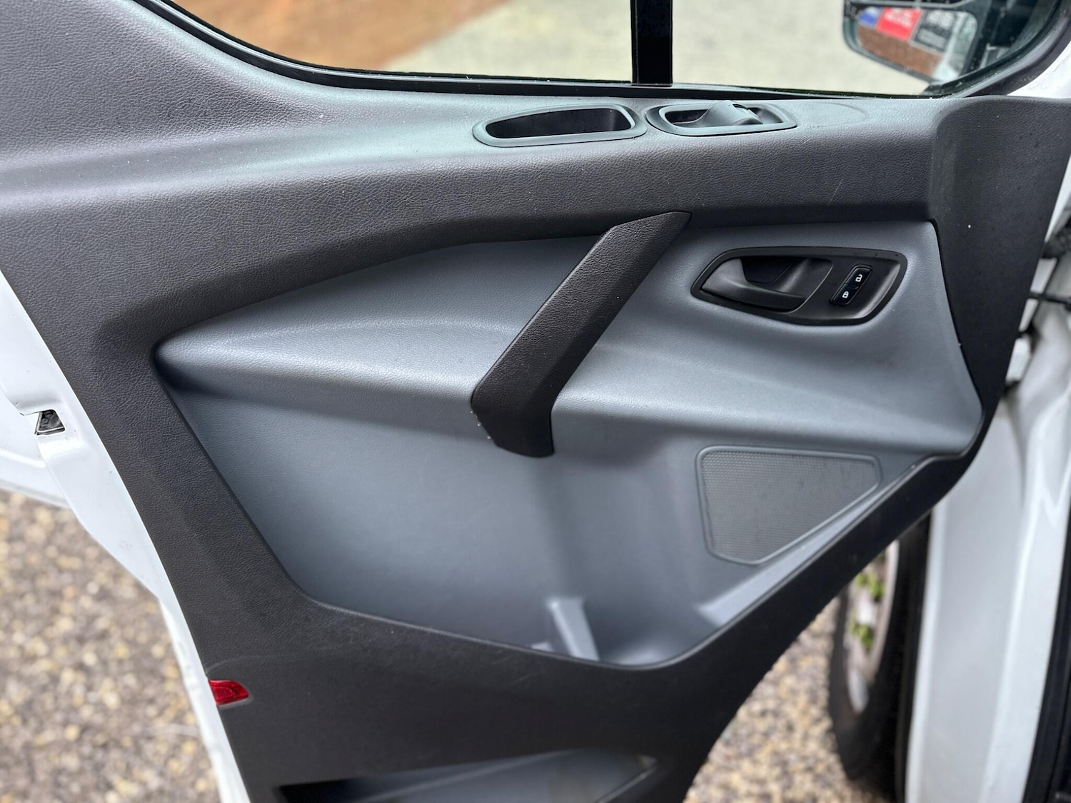 Used Ford Transit Custom 2017 for sale - 77131649: Photo 40