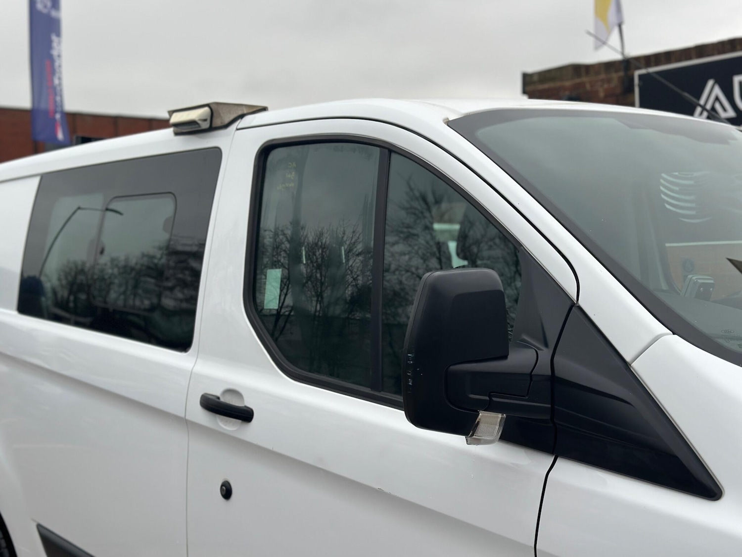 Used Ford Transit Custom 2017 for sale - 77131649: Photo 43