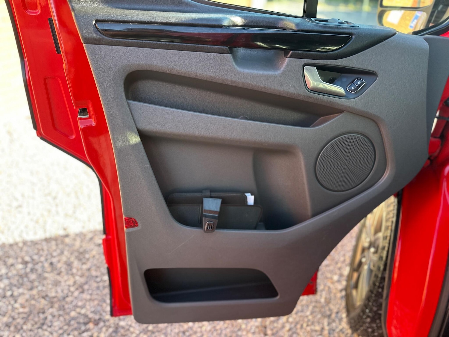 Used Ford Transit Custom 2018 for sale - 76993036: Photo 45