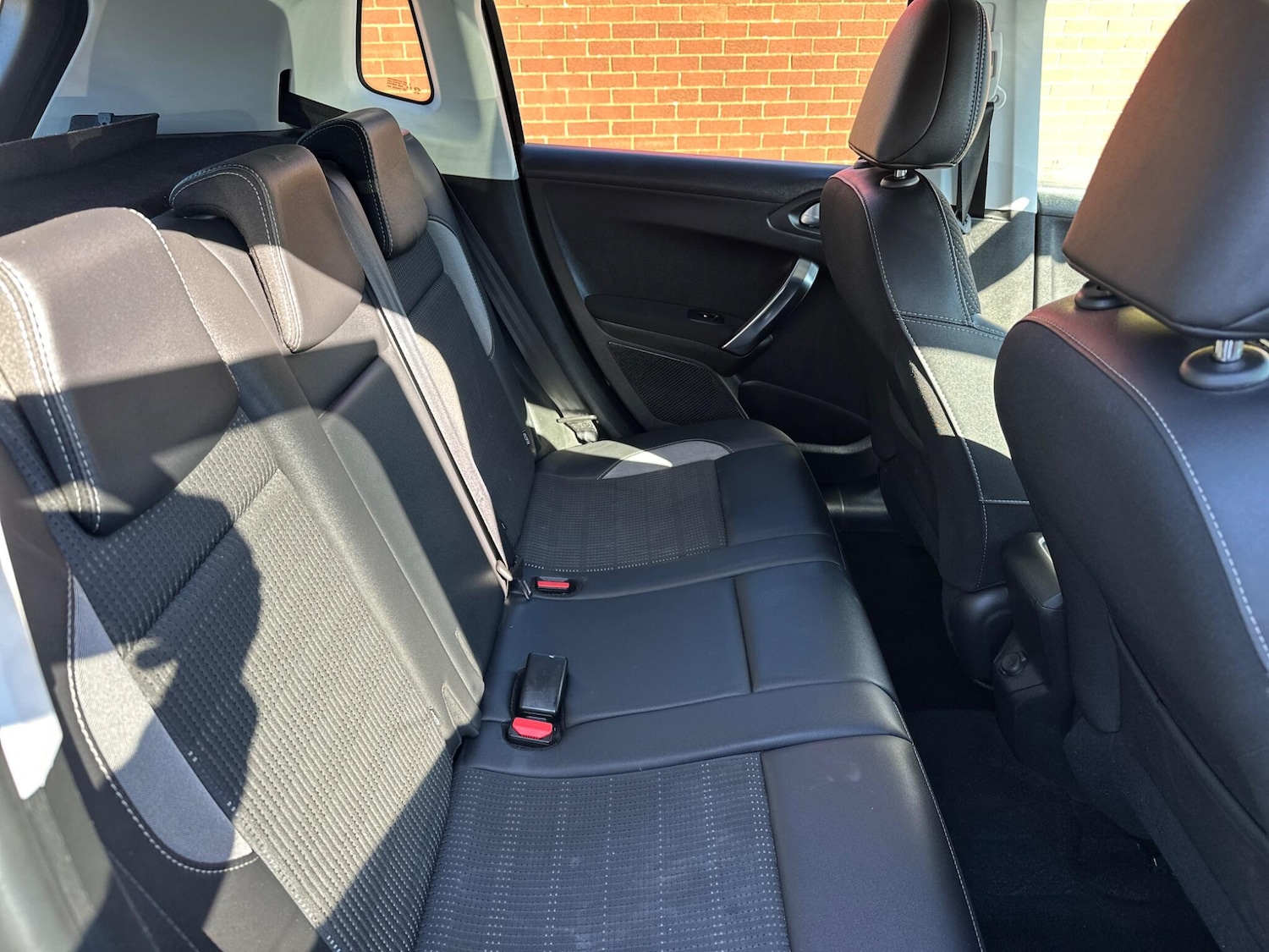 Used Peugeot 2008 2018 for sale - 77940685: Photo 26