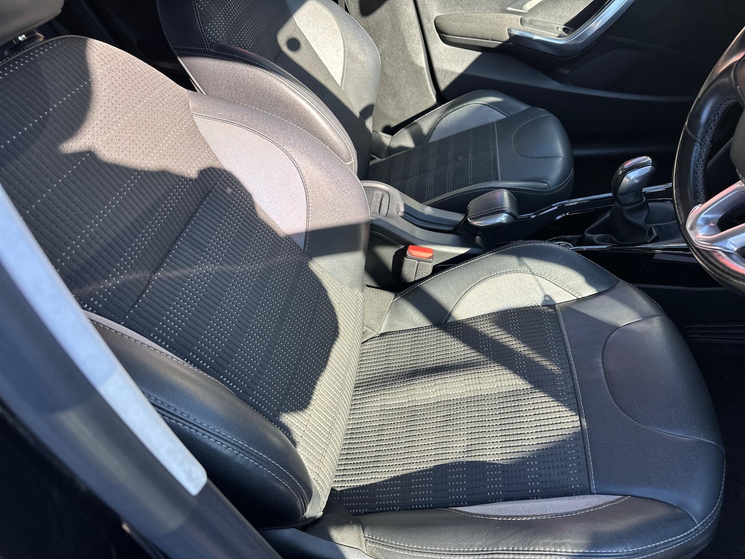 Used Peugeot 2008 2018 for sale - 77940685: Photo 31