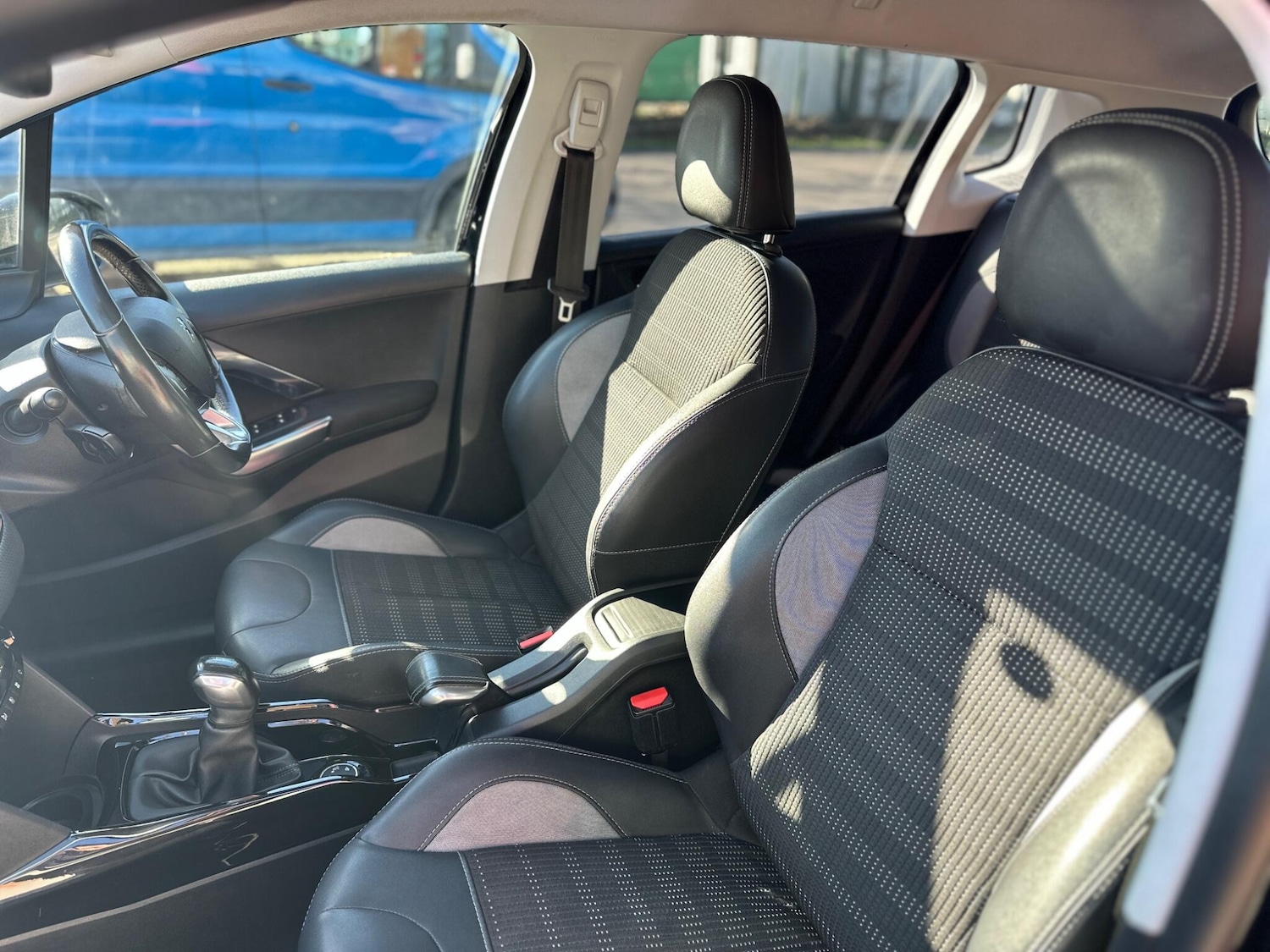 Used Peugeot 2008 2018 for sale - 77940685: Photo 40