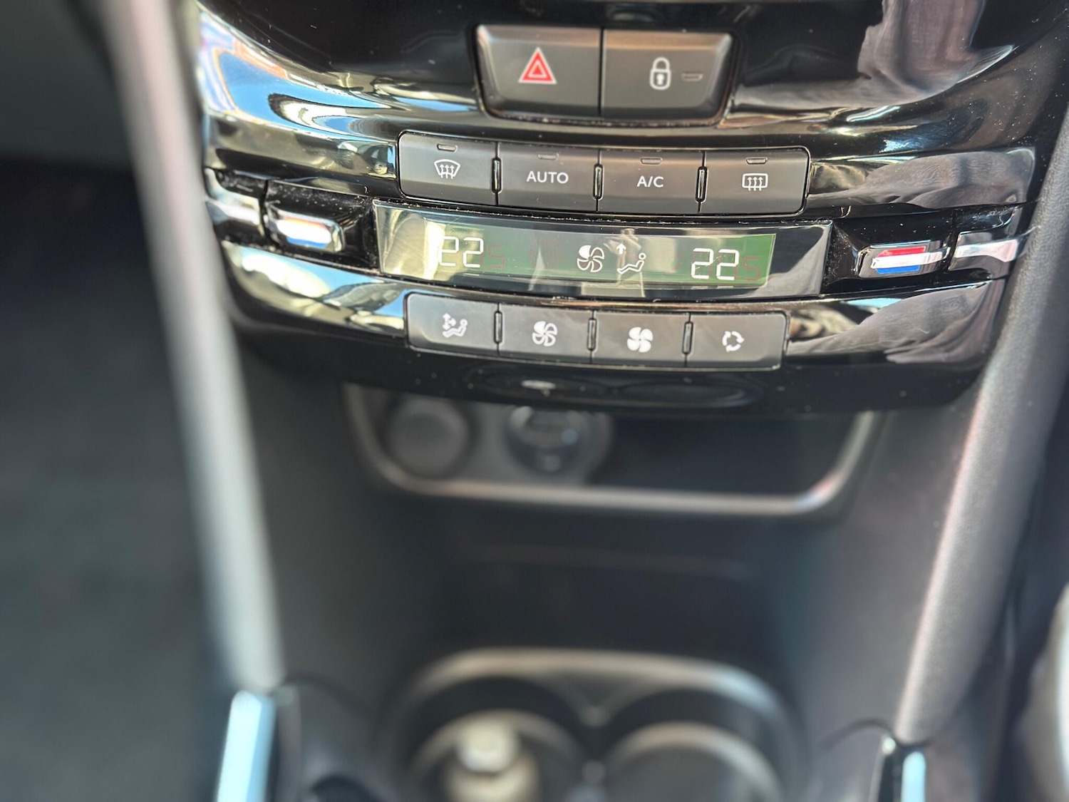 Used Peugeot 2008 2018 for sale - 77940685: Photo 48