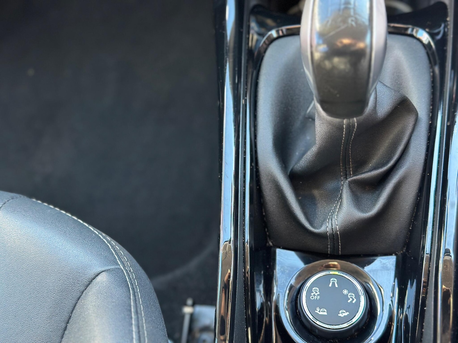 Used Peugeot 2008 2018 for sale - 77940685: Photo 51