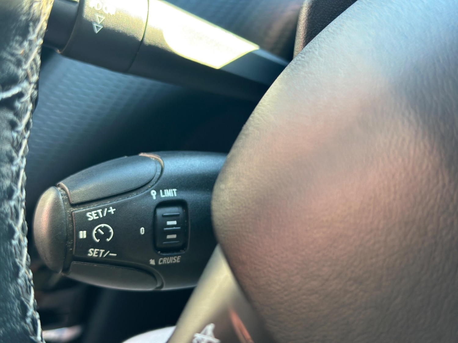 Used Peugeot 2008 2018 for sale - 77940685: Photo 54