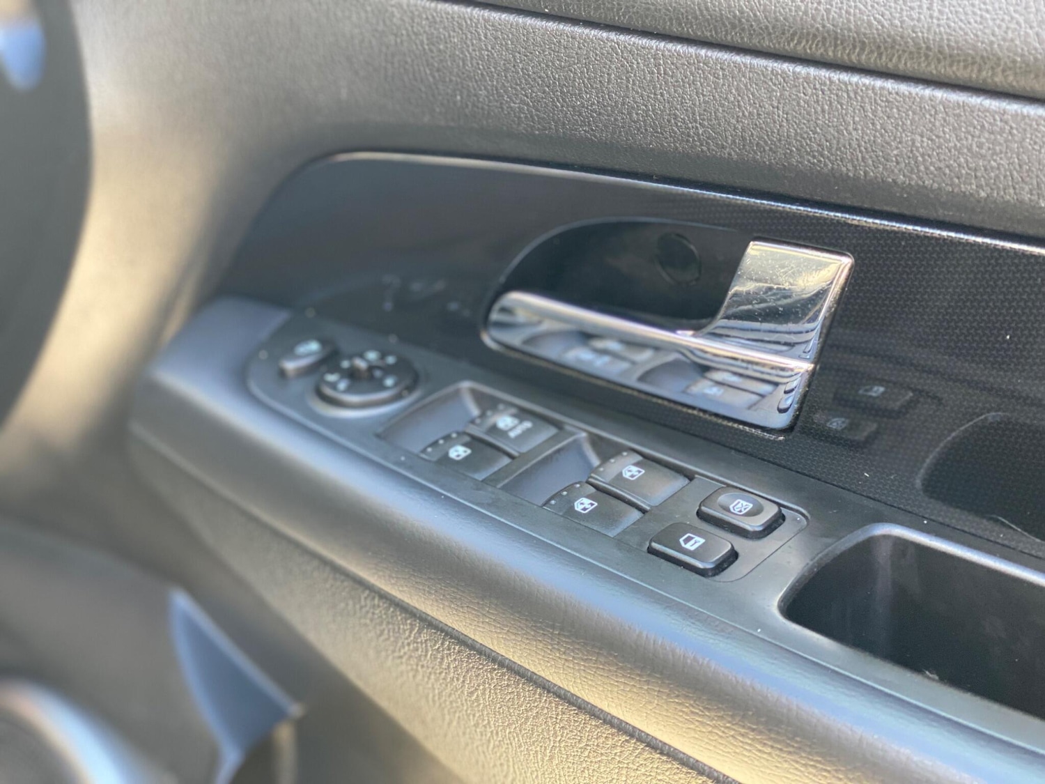 Used Ssangyong Rexton 2016 for sale - 76388500: Photo 36