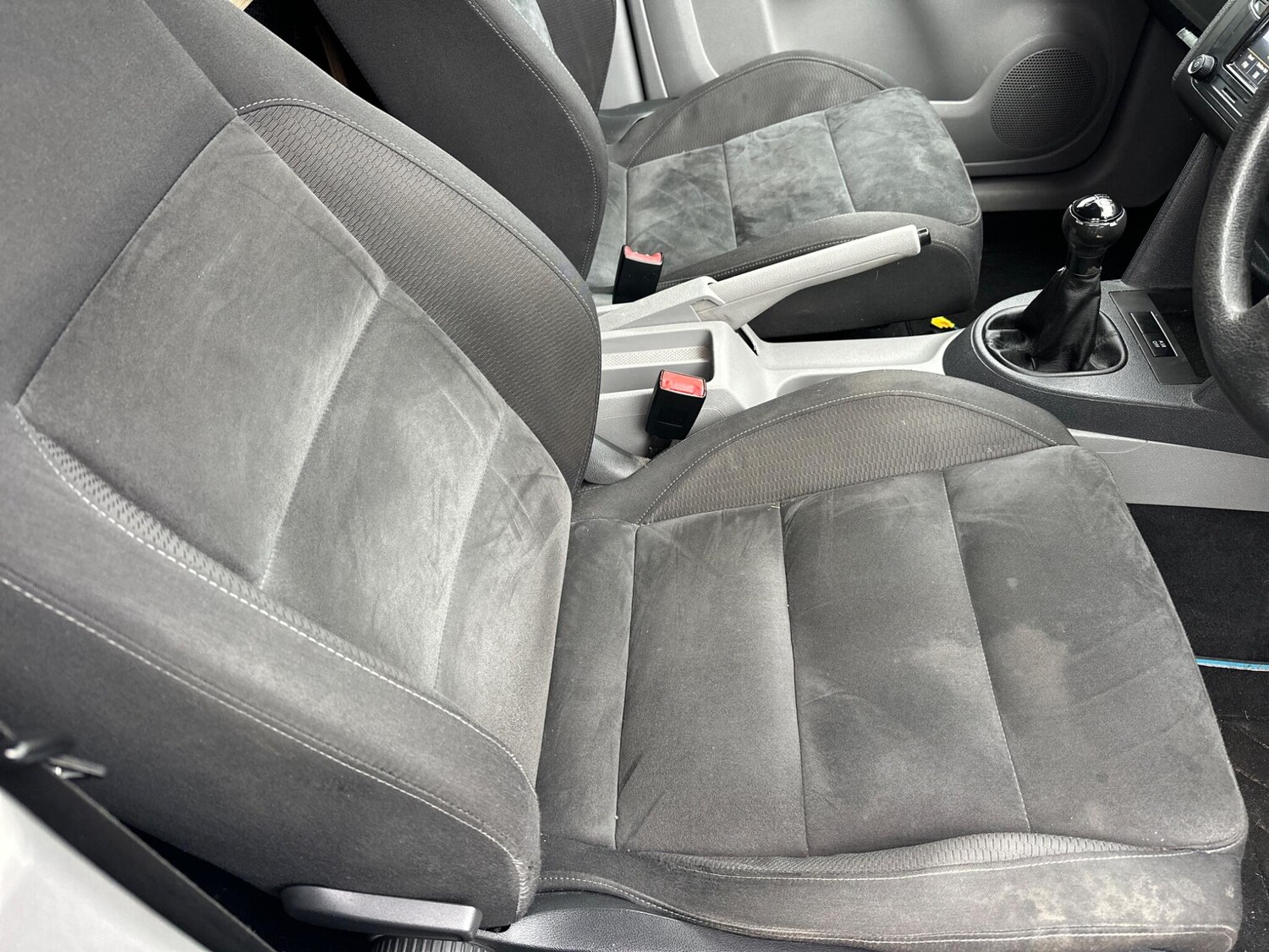 Used Volkswagen Caddy Maxi 2010 for sale - 77625337: Photo 28