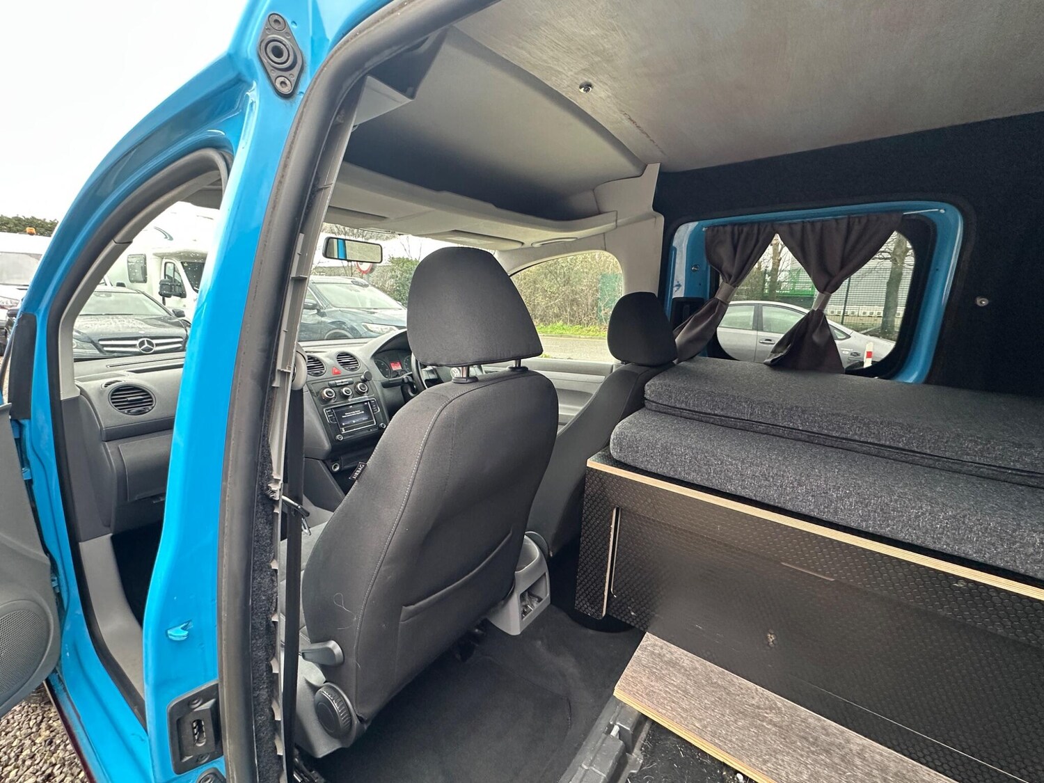 Used Volkswagen Caddy Maxi 2010 for sale - 77625337: Photo 53