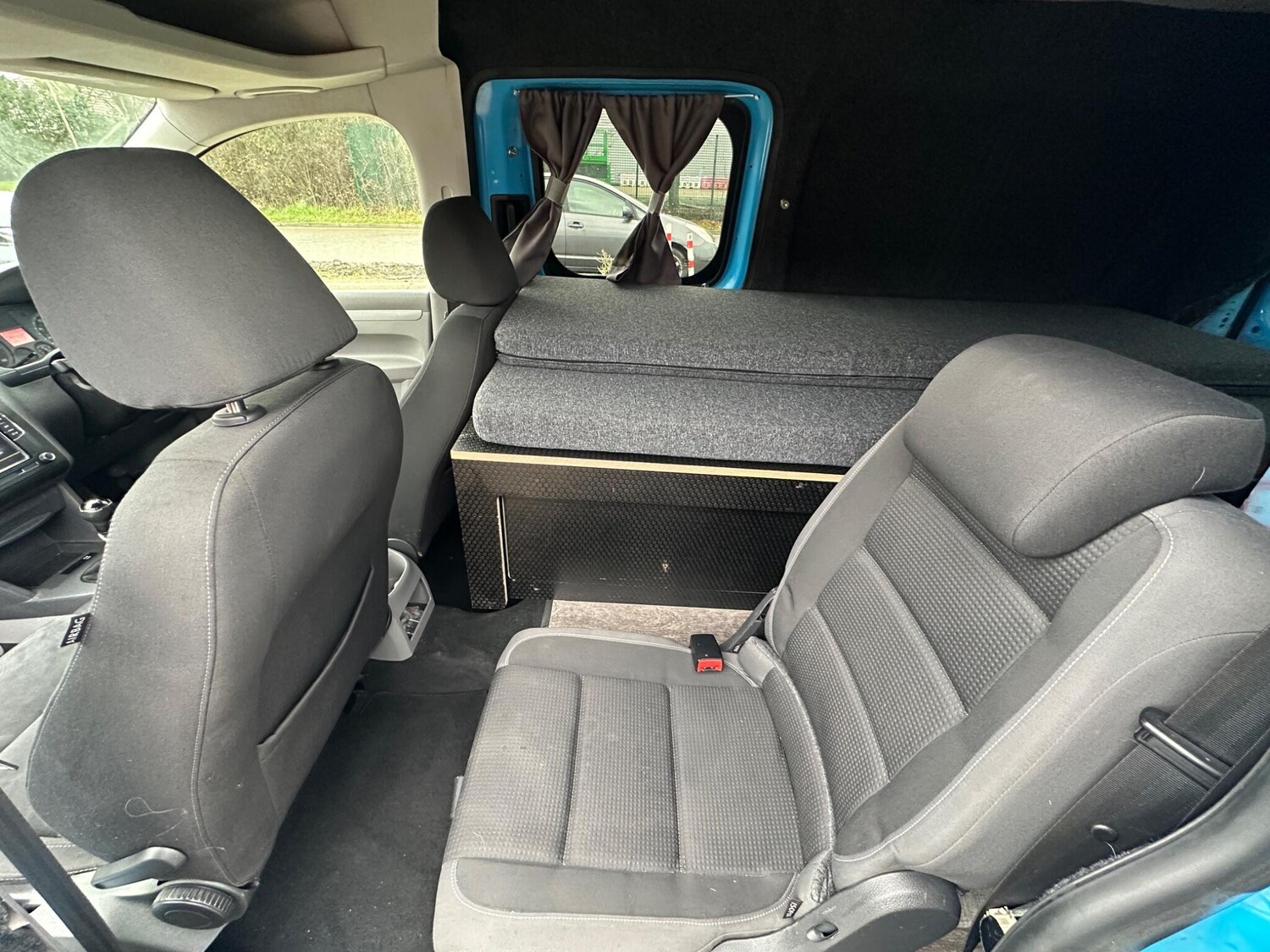 Used Volkswagen Caddy Maxi 2010 for sale - 77625337: Photo 54