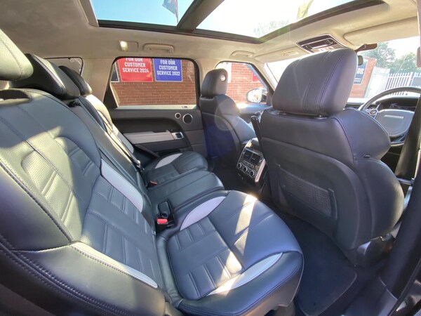 Used Land Rover Range Rover Sport 2015 for sale - 74057557: Photo 15