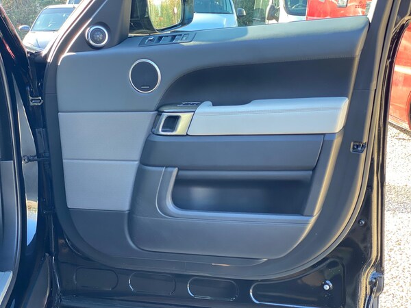 Used Land Rover Range Rover Sport 2015 for sale - 74057557: Photo 47