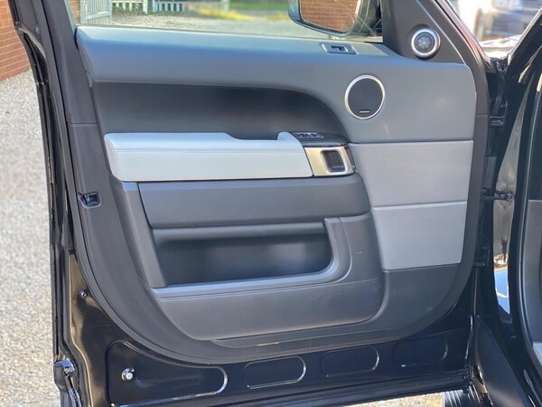 Used Land Rover Range Rover Sport 2015 for sale - 74057557: Photo 81