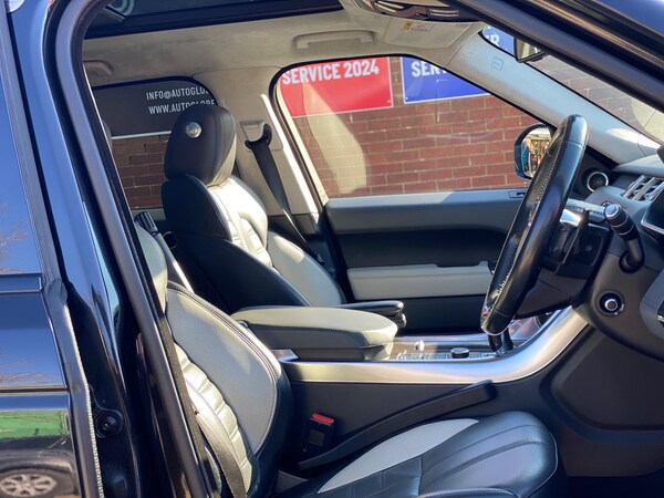 Used Land Rover Range Rover Sport 2015 for sale - 74057557: Photo 9